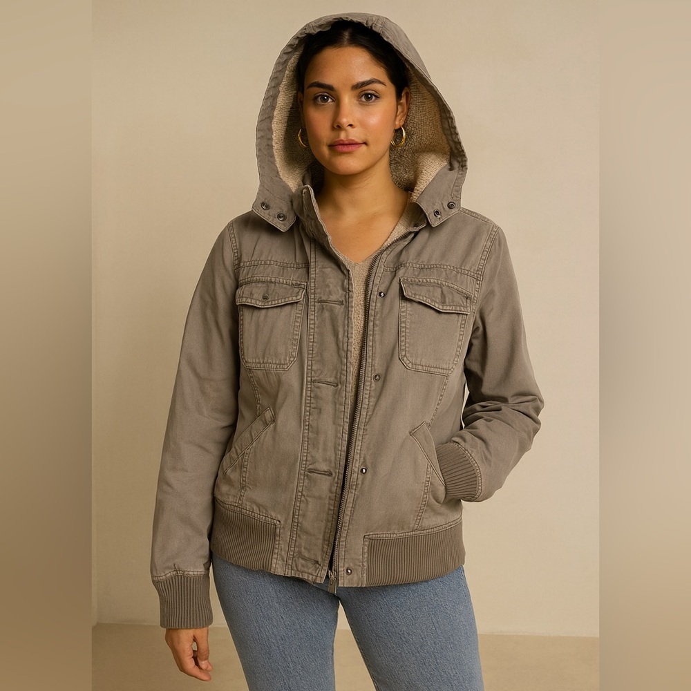 Aritzia Maverick Fitted Jacket with Hood